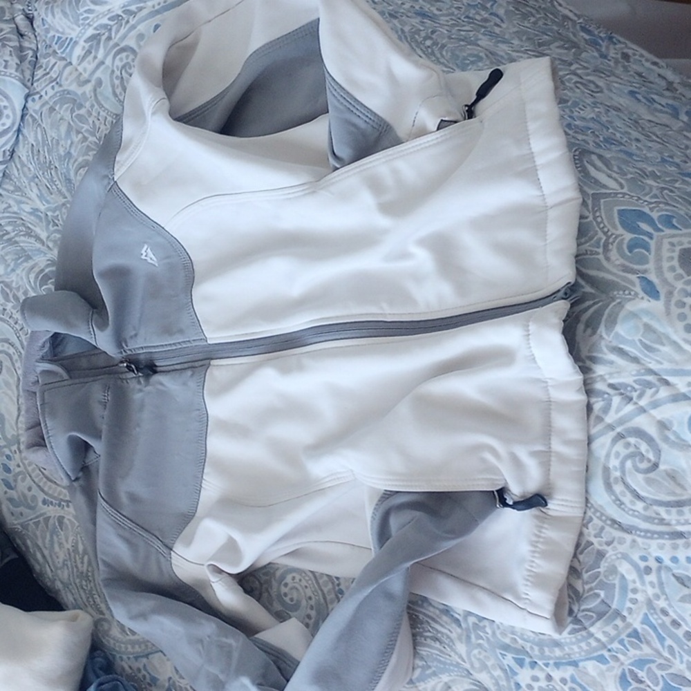 Small snozu jacket